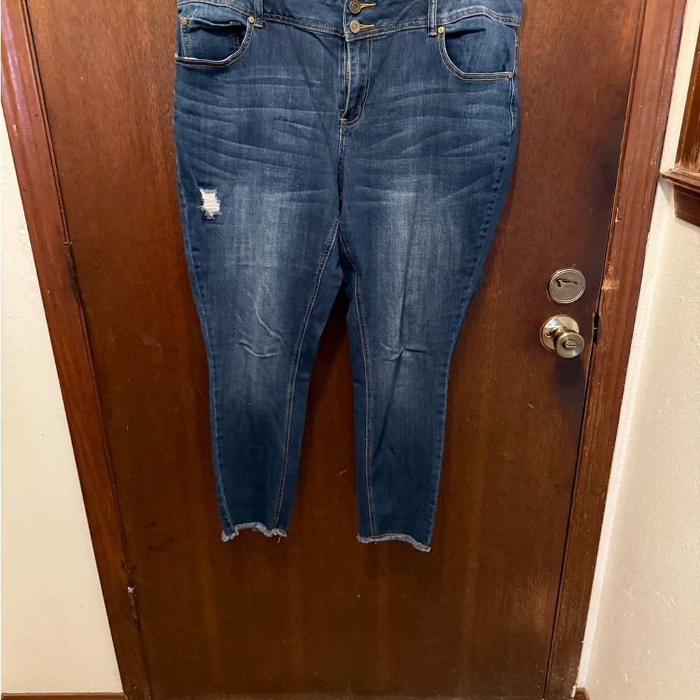 Women’s Dark Blue Distressed Skinny Jeans
